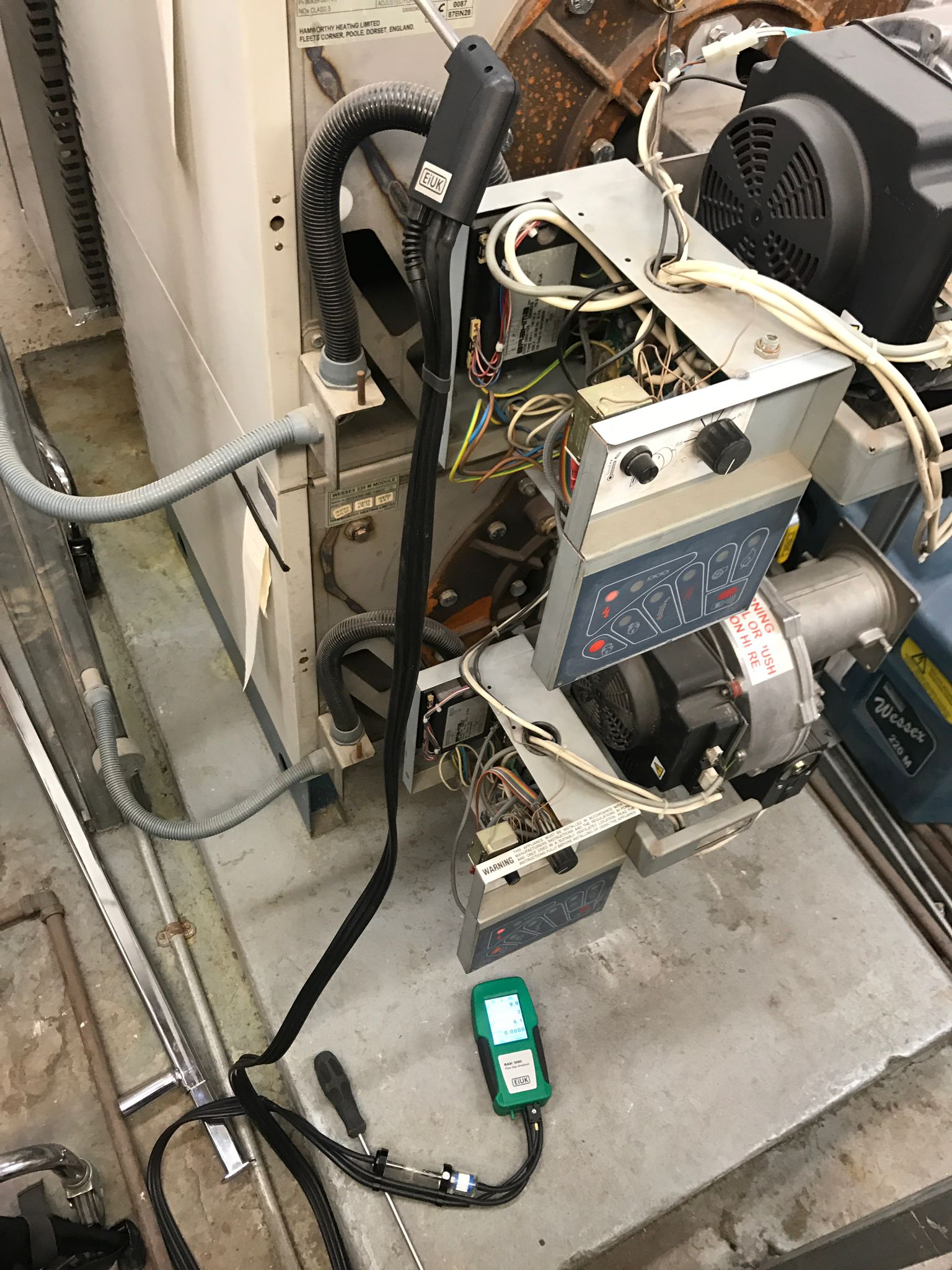 gas safe registered engineer near me Tottenham, N17